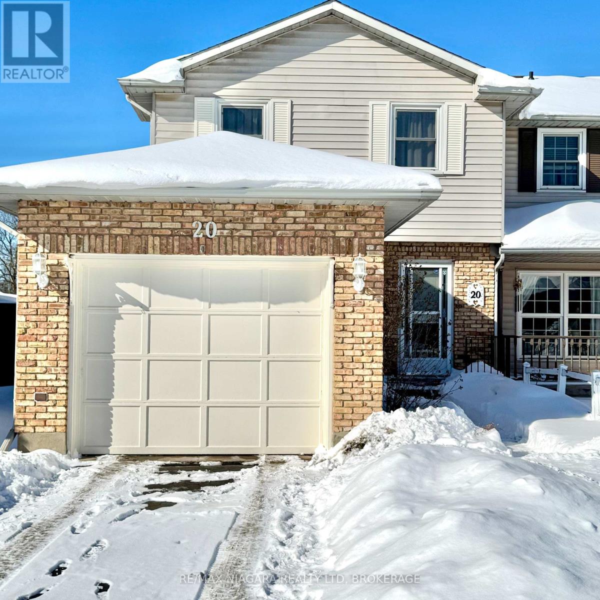 20 Station Street, Welland, Ontario  L3C 5K7 - Photo 1 - X12747182