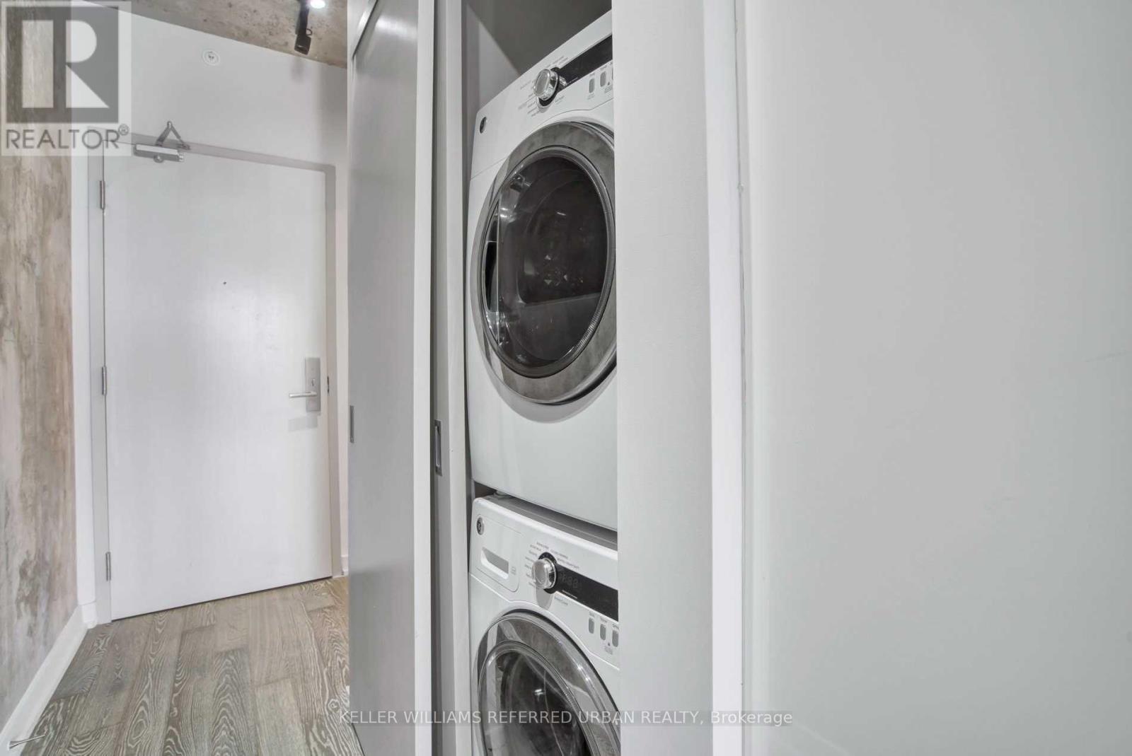 808 - 39 Brant Street, Toronto, Ontario  M5V 0M8 - Photo 16 - C12747168