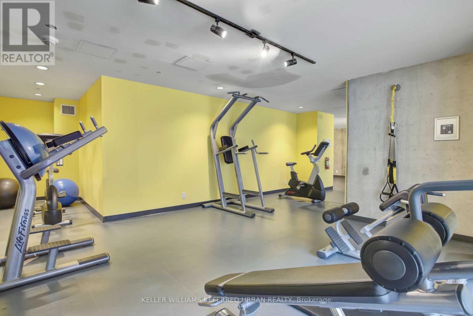 808 - 39 Brant Street, Toronto, Ontario  M5V 0M8 - Photo 25 - C12747168