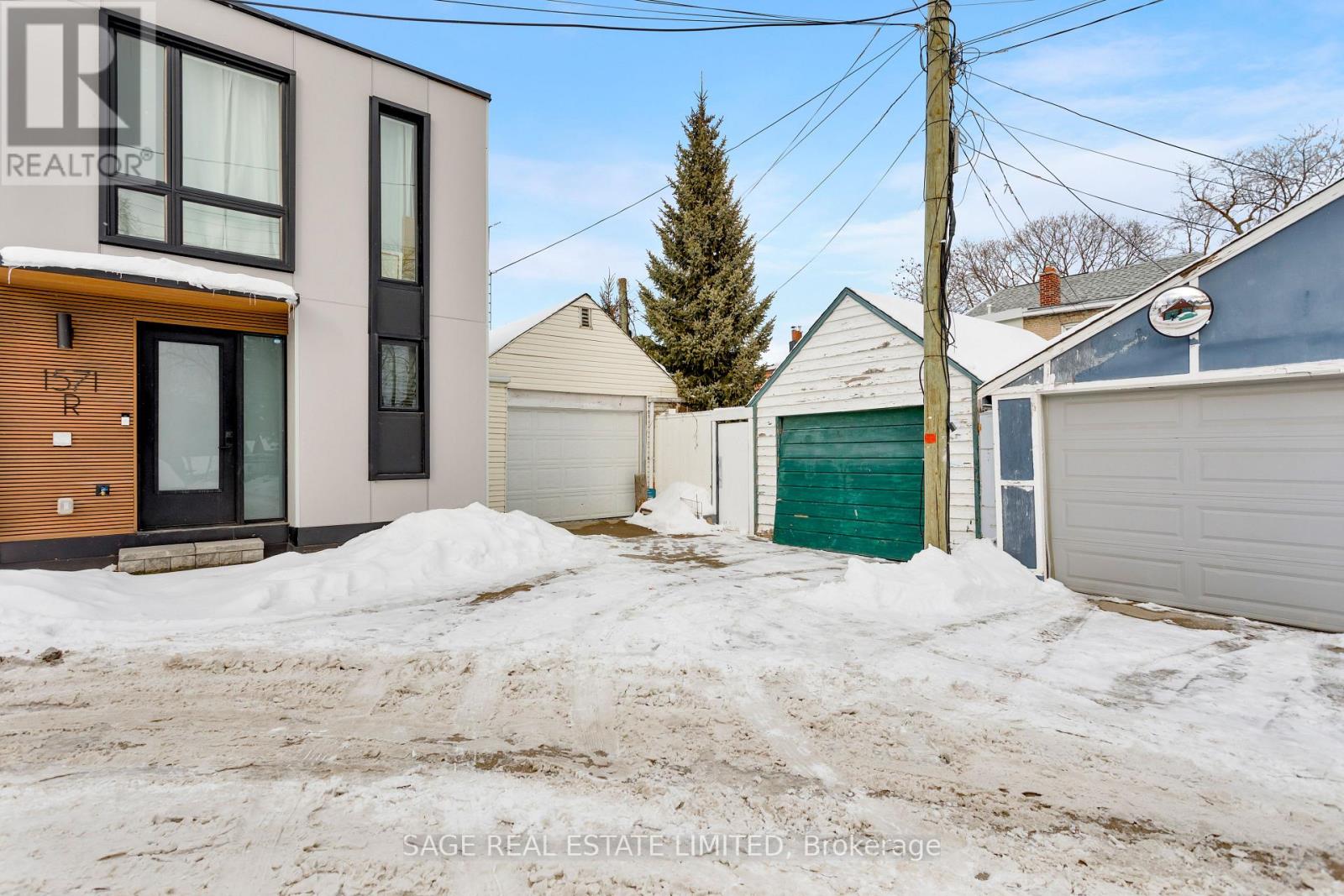 124 Alton Avenue, Toronto, Ontario  M4L 2M2 - Photo 22 - E12747164