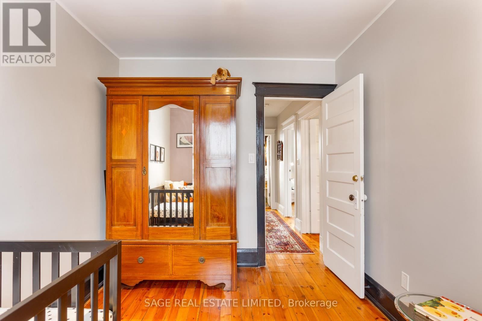 124 Alton Avenue, Toronto, Ontario  M4L 2M2 - Photo 28 - E12747164