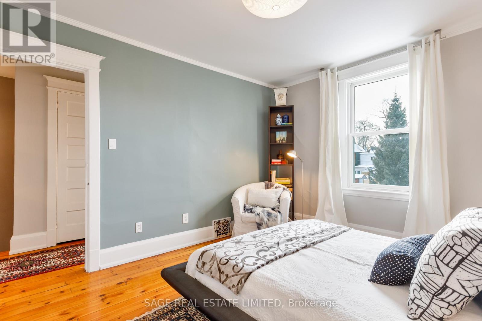 124 Alton Avenue, Toronto, Ontario  M4L 2M2 - Photo 35 - E12747164