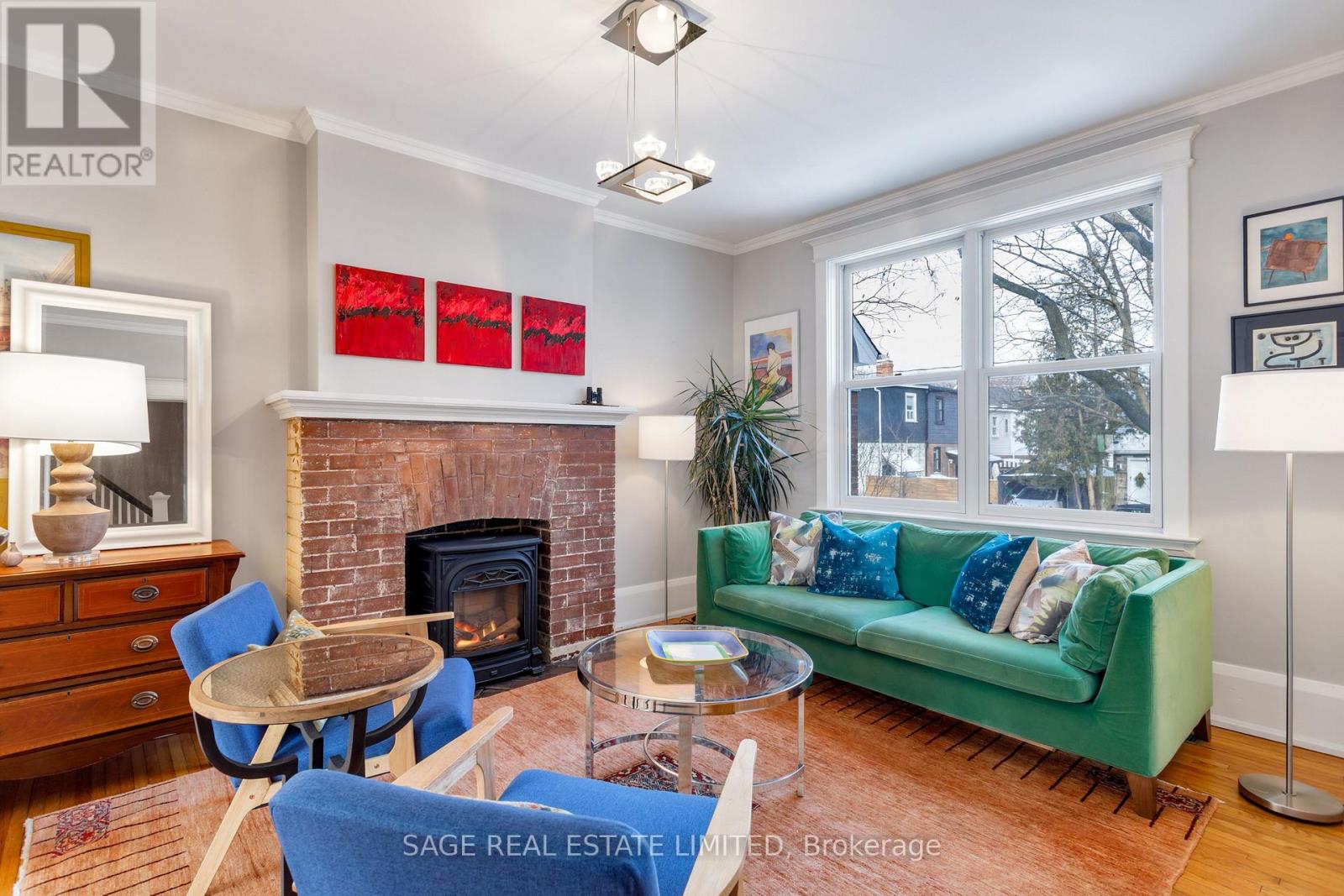 124 Alton Avenue, Toronto, Ontario  M4L 2M2 - Photo 7 - E12747164