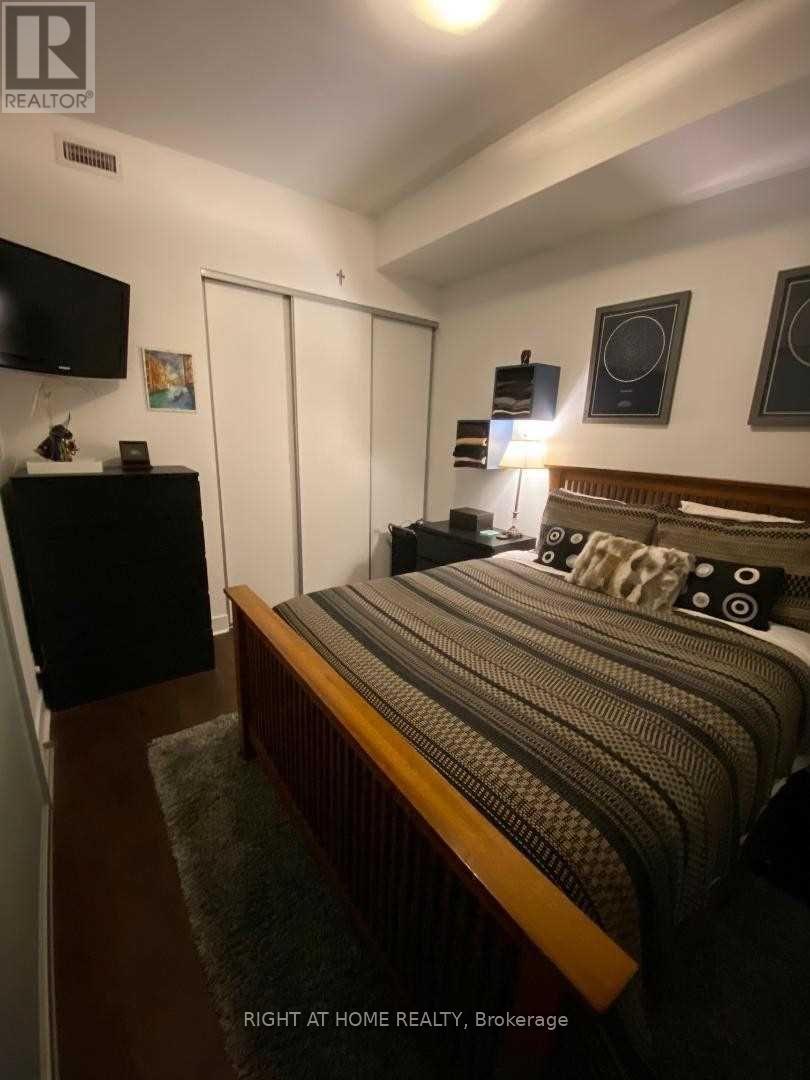 717 - 399 Adelaide Street W, Toronto, Ontario  M5V 1S4 - Photo 8 - C12747180