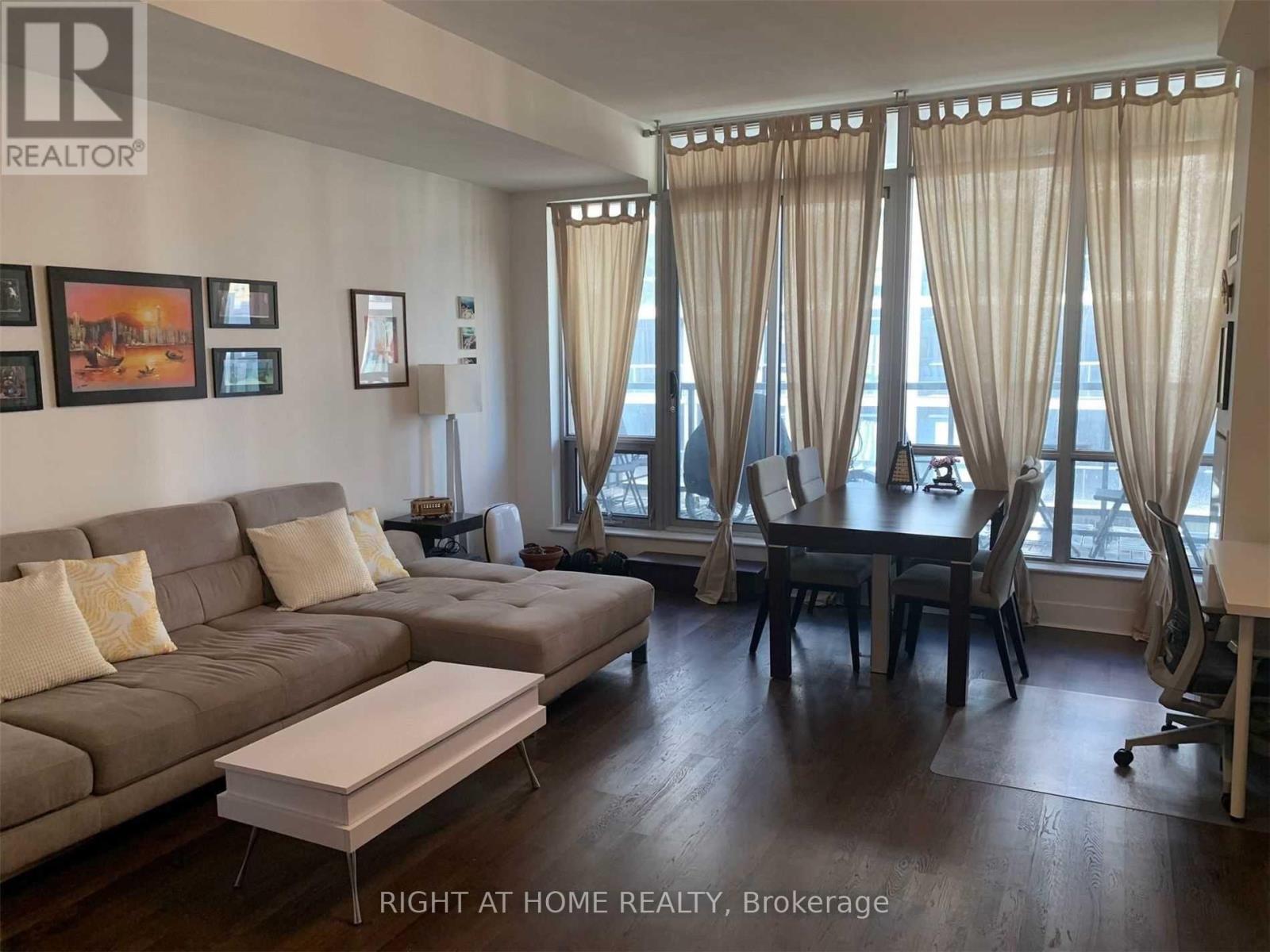 717 - 399 Adelaide Street W, Toronto, Ontario  M5V 1S4 - Photo 7 - C12747180