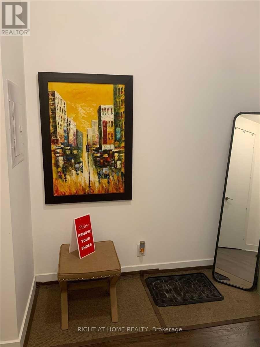 717 - 399 Adelaide Street W, Toronto, Ontario  M5V 1S4 - Photo 2 - C12747180