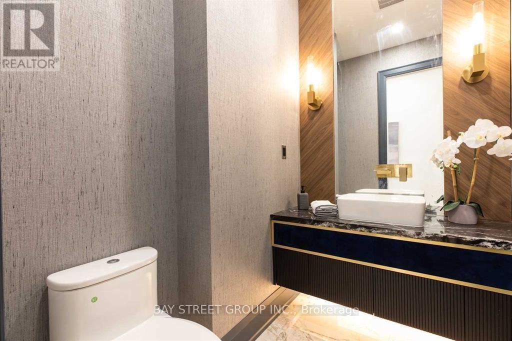 187 Rathburn Road, Toronto, Ontario  M9B 2L5 - Photo 16 - W12747178