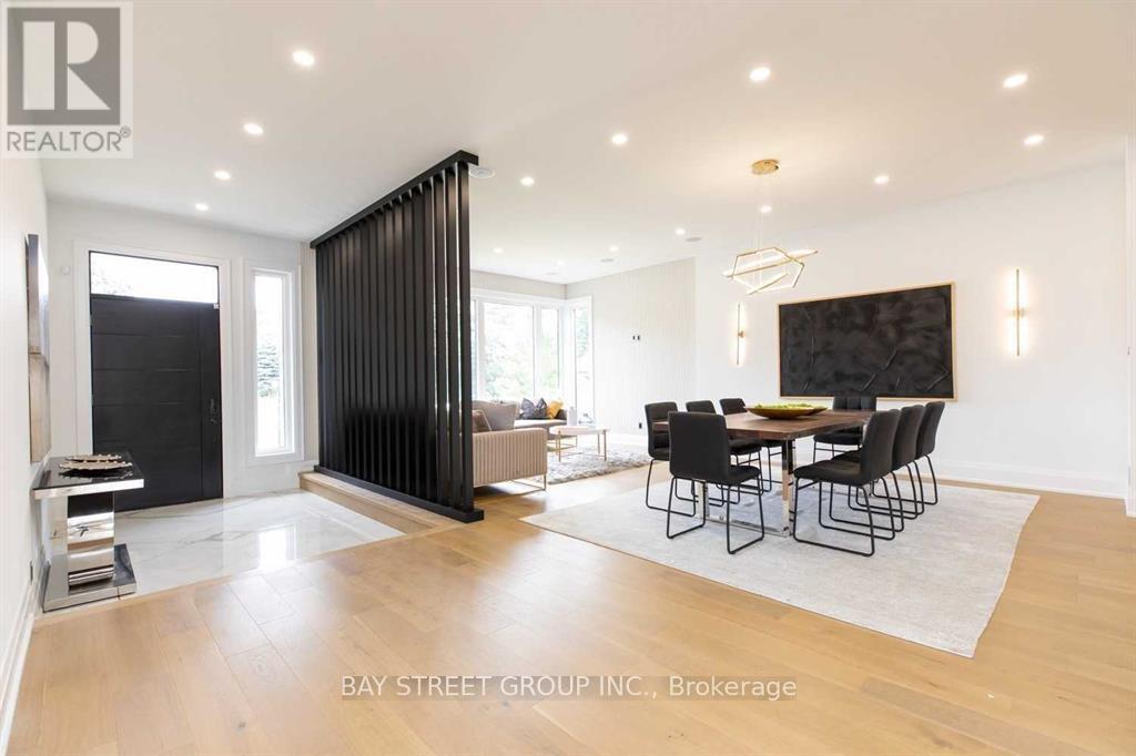 187 Rathburn Road, Toronto, Ontario  M9B 2L5 - Photo 2 - W12747178