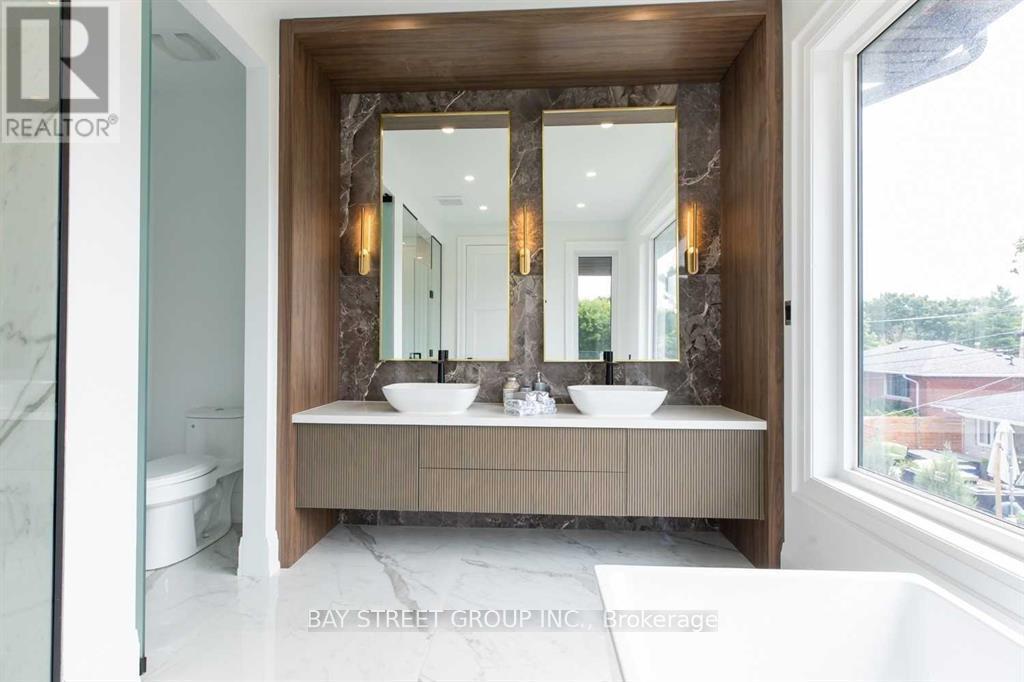 187 Rathburn Road, Toronto, Ontario  M9B 2L5 - Photo 22 - W12747178