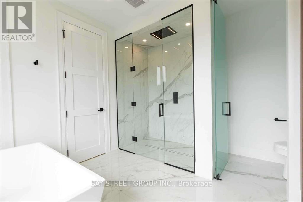 187 Rathburn Road, Toronto, Ontario  M9B 2L5 - Photo 23 - W12747178