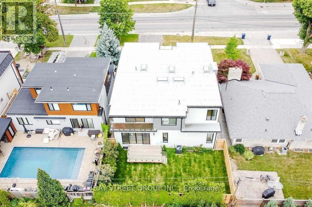 187 Rathburn Road, Toronto, Ontario  M9B 2L5 - Photo 38 - W12747178