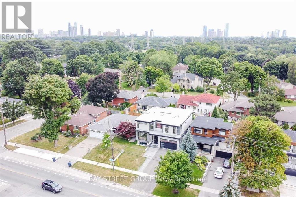 187 Rathburn Road, Toronto, Ontario  M9B 2L5 - Photo 39 - W12747178