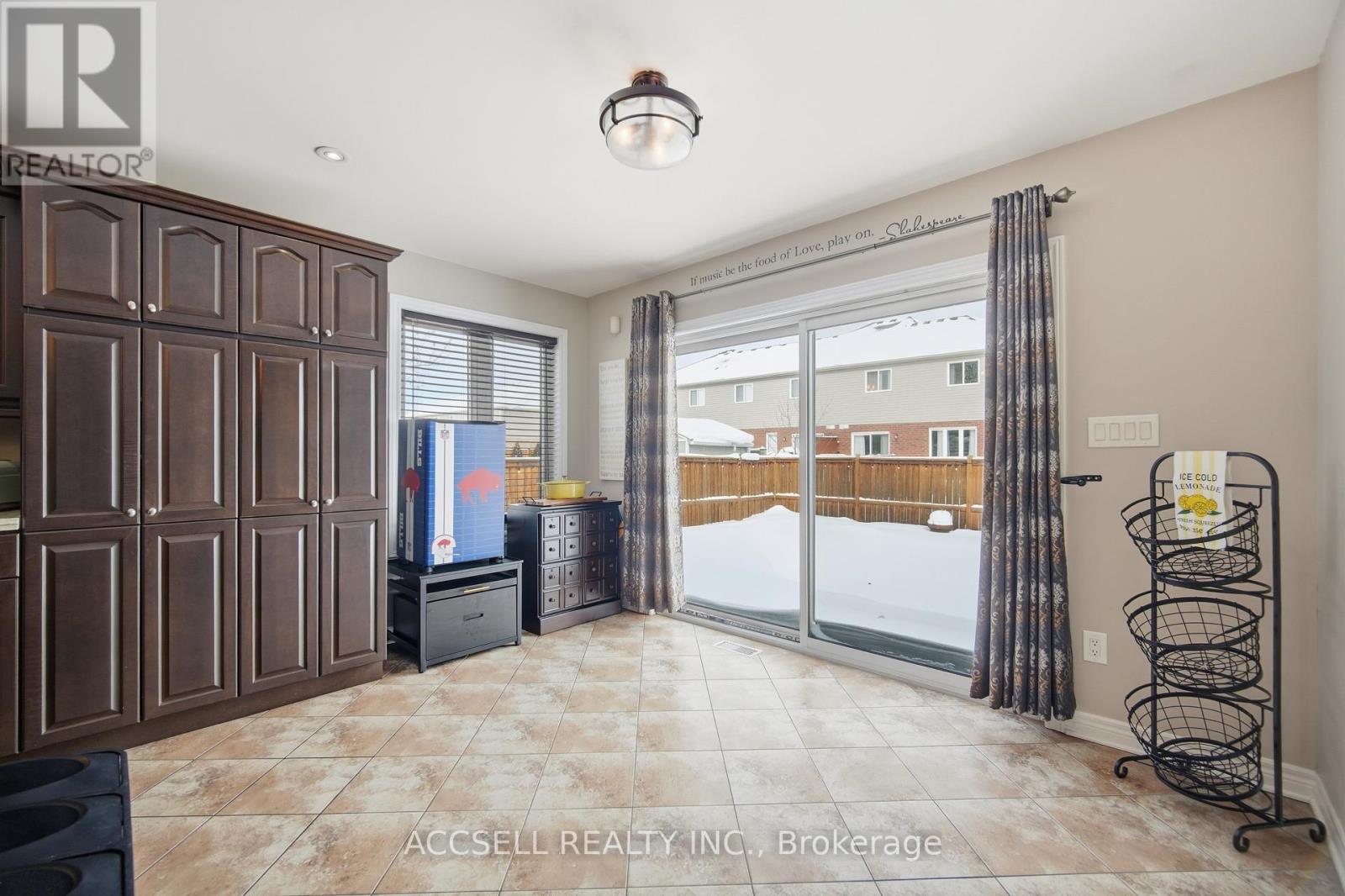 8665 Westport Drive, Niagara Falls, Ontario  L2H 0A3 - Photo 18 - X12747166