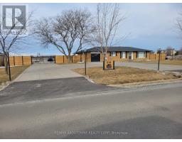 214 BINBROOK ROAD, Hamilton, Ontario