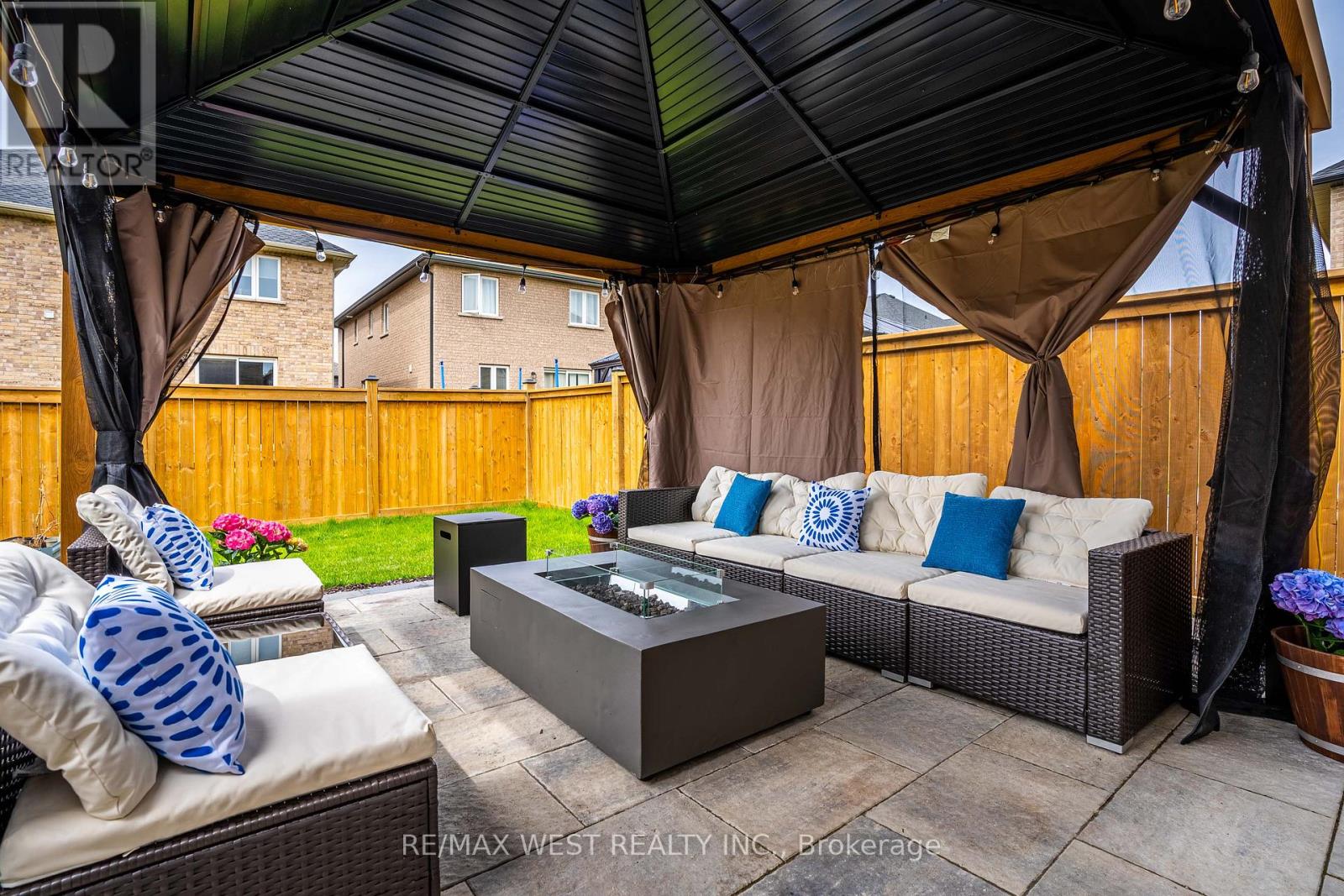 67 Robertson Road, Hamilton, Ontario  L9K 0H7 - Photo 17 - X12747186