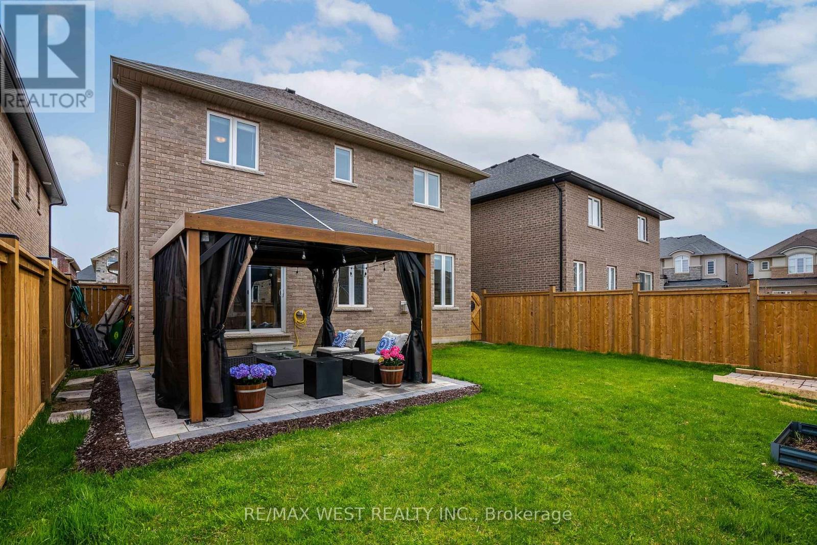 67 Robertson Road, Hamilton, Ontario  L9K 0H7 - Photo 18 - X12747186