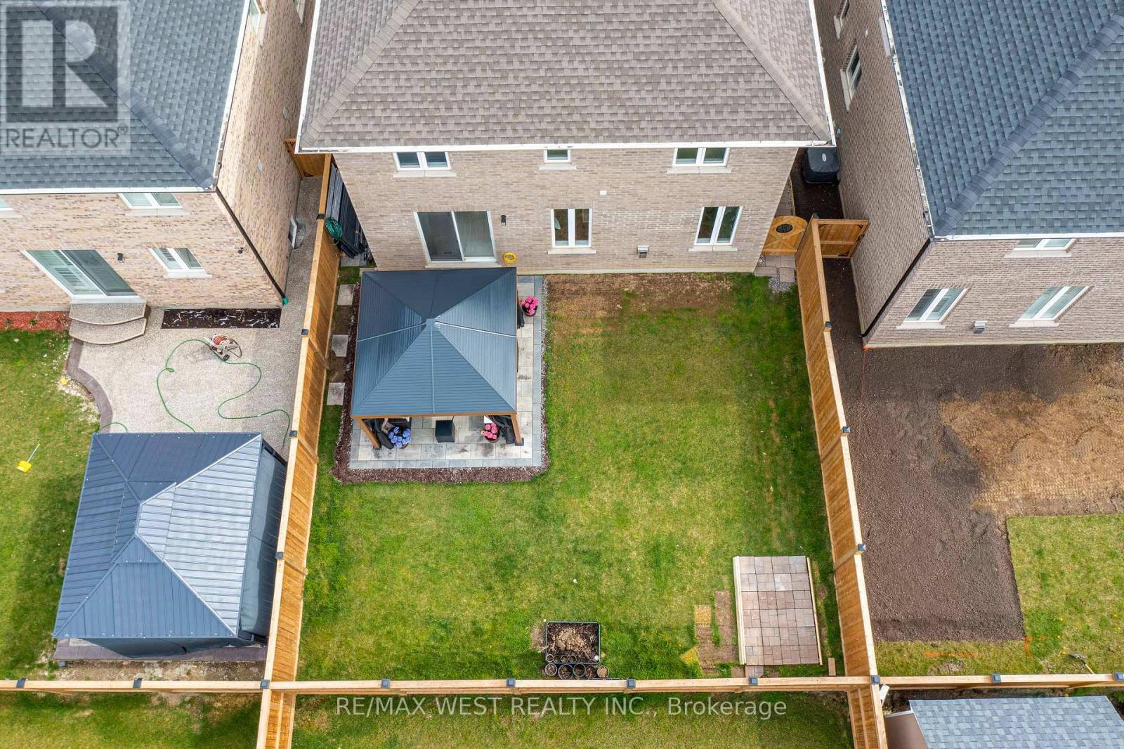 67 Robertson Road, Hamilton, Ontario  L9K 0H7 - Photo 36 - X12747186