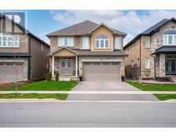 67 ROBERTSON ROAD, Hamilton, Ontario