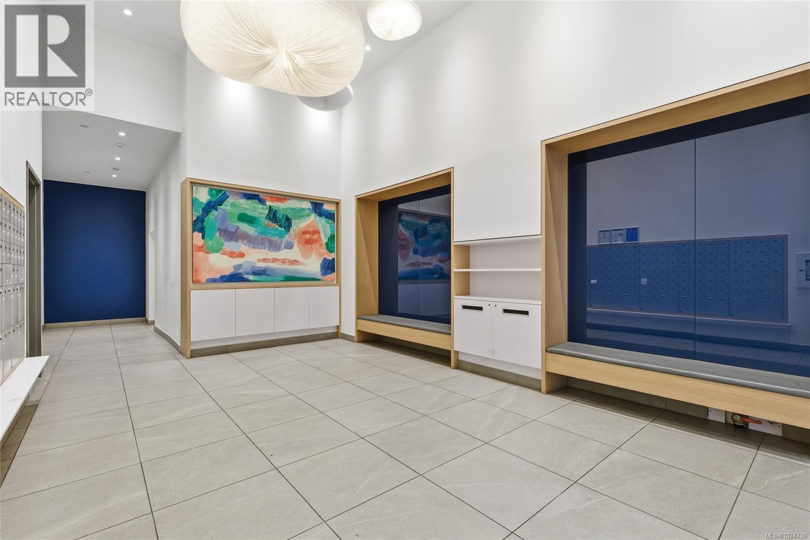 809 845 Johnson St, Victoria, British Columbia  V8W 0G3 - Photo 2 - 1024738