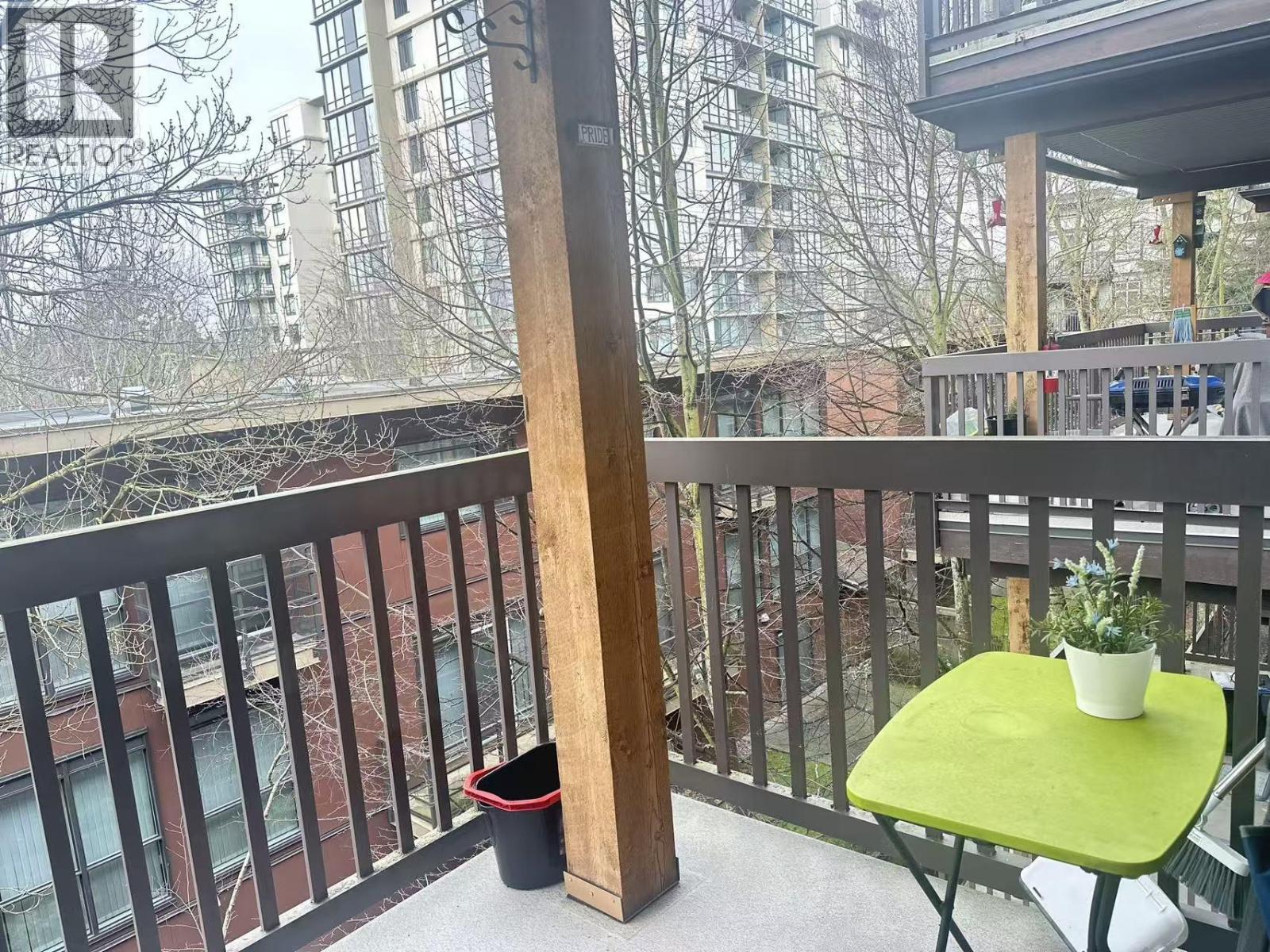 Listing Picture 22 of 25 : 310 9233 FERNDALE ROAD, Richmond / 烈治文 - 魯藝地產 Yvonne Lu Group - MLS Medallion Club Member