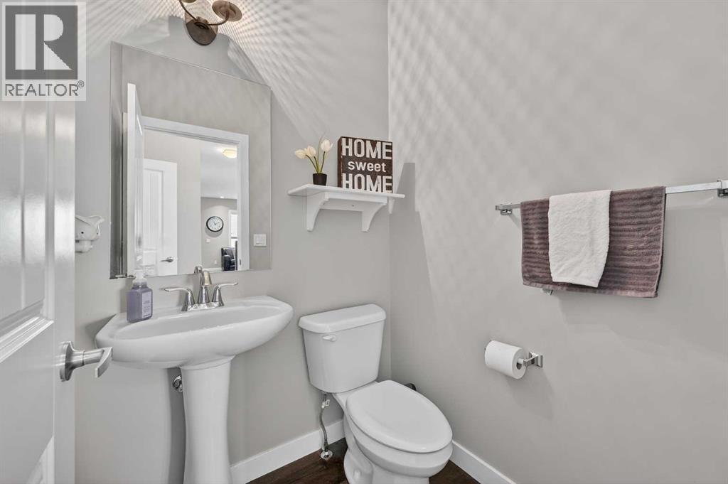 143 Cranarch Crescent Se, Calgary, Alberta  T3M 2J2 - Photo 12 - A2280639