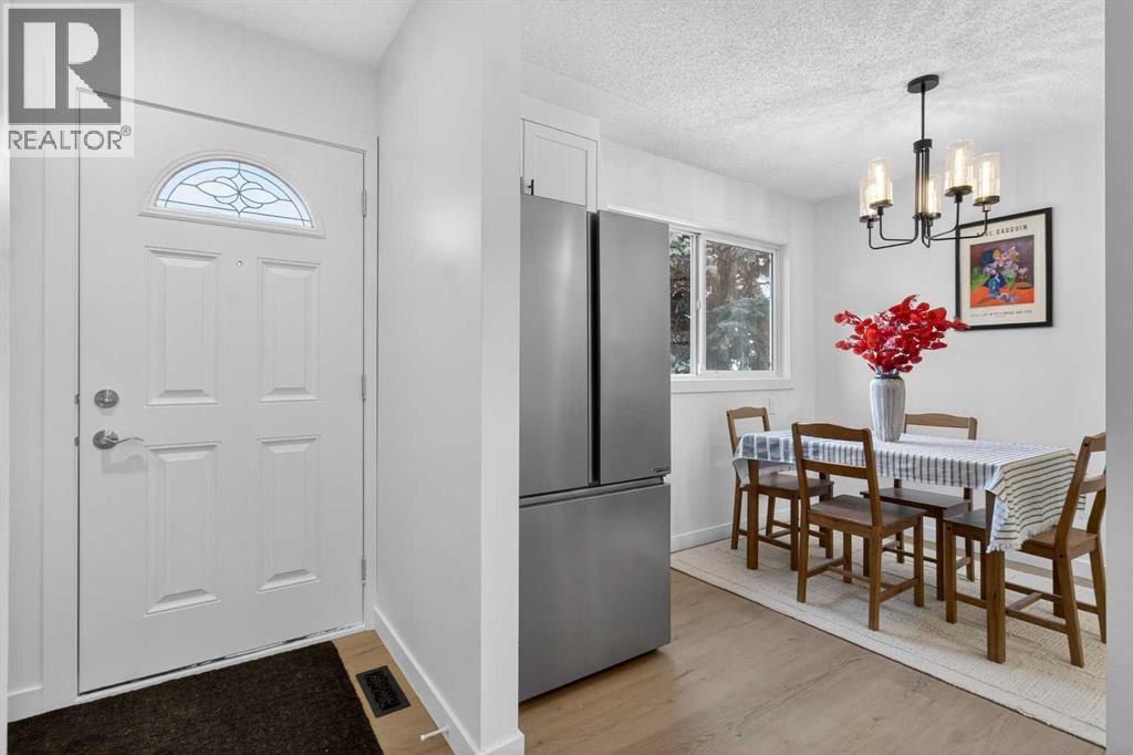 8, 14736 Deerfield Drive Se, Calgary, Alberta  T2J 5Y1 - Photo 5 - A2281267