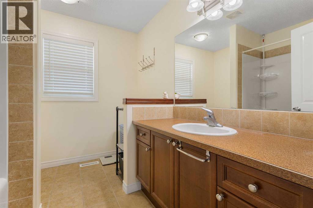 72 Rockyspring Circle Nw, Calgary, Alberta  T3G 5Y8 - Photo 38 - A2280155