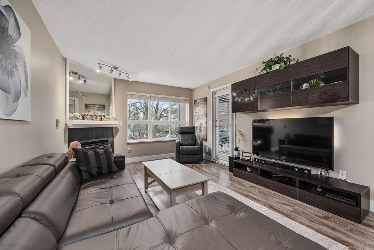 215 8068 120a Street, Surrey, British Columbia  V3W 3P3 - Photo 11 - R3085219