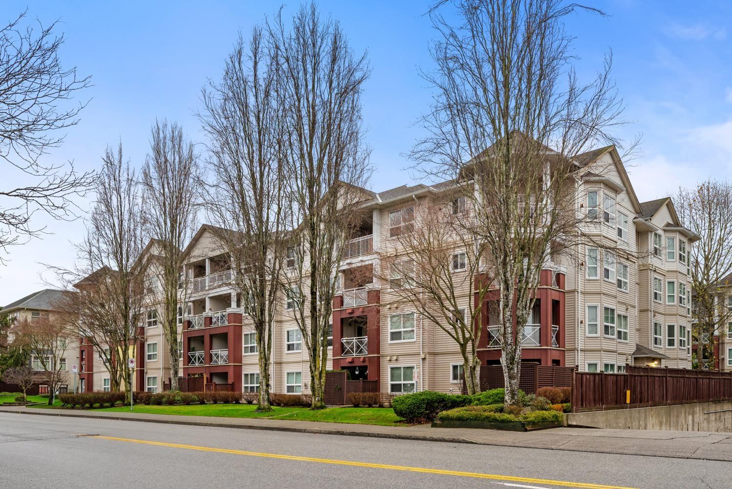 215 8068 120a Street, Surrey, British Columbia  V3W 3P3 - Photo 2 - R3085219