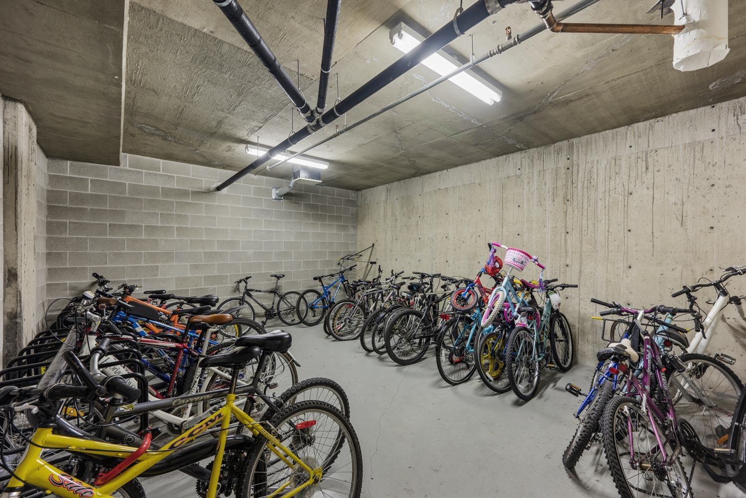 215 8068 120a Street, Surrey, British Columbia  V3W 3P3 - Photo 37 - R3085219