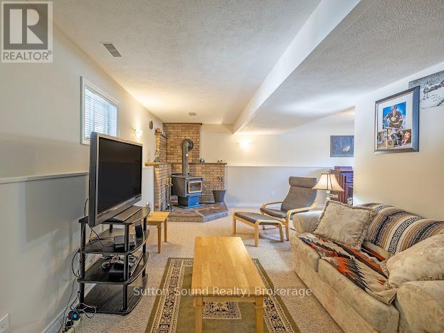 240135 Wilcox Side Road, Georgian Bluffs, Ontario  N4K 5N7 - Photo 24 - X12747232