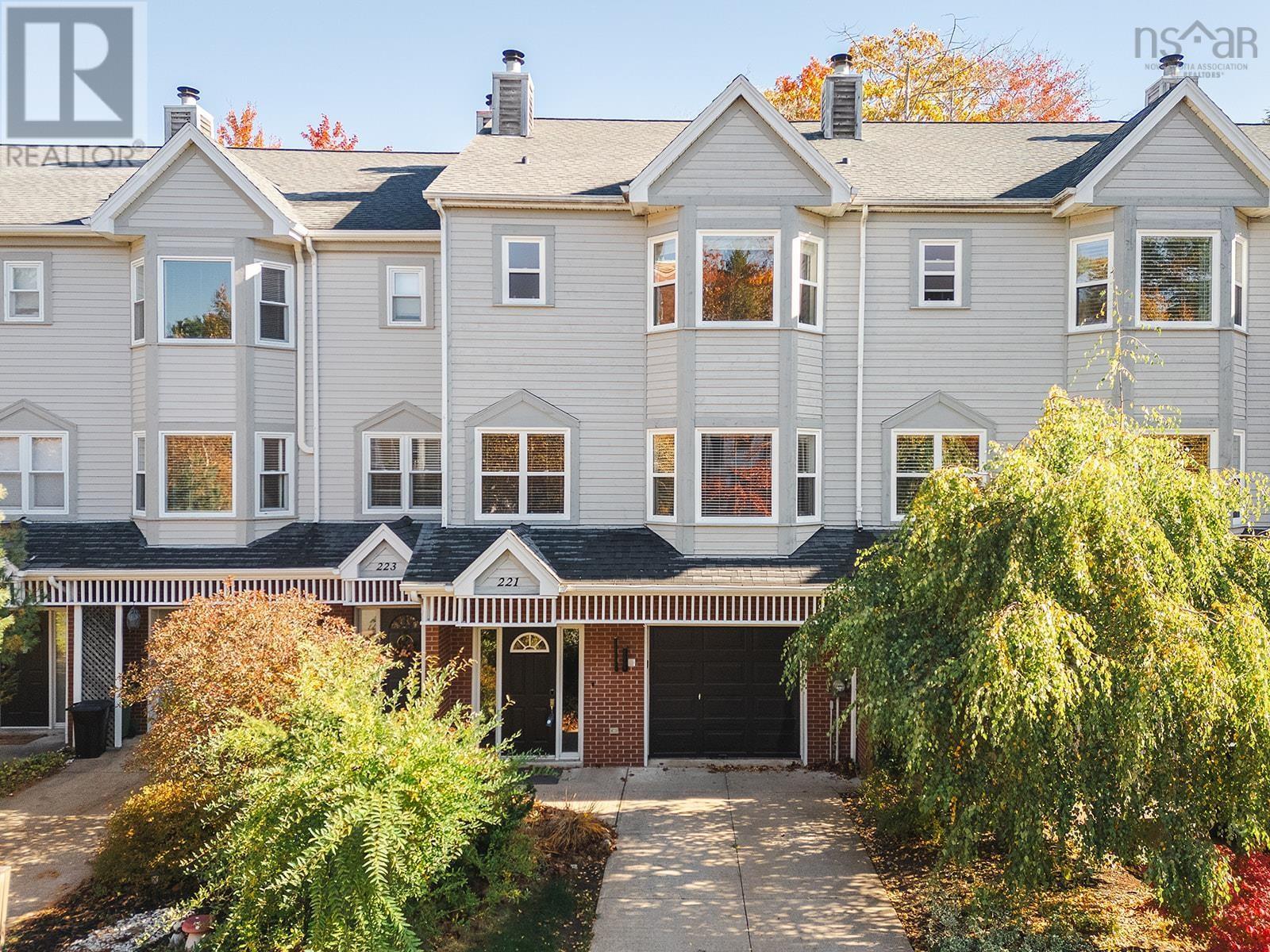 221 Spinnaker Drive, Halifax Peninsula, Nova Scotia