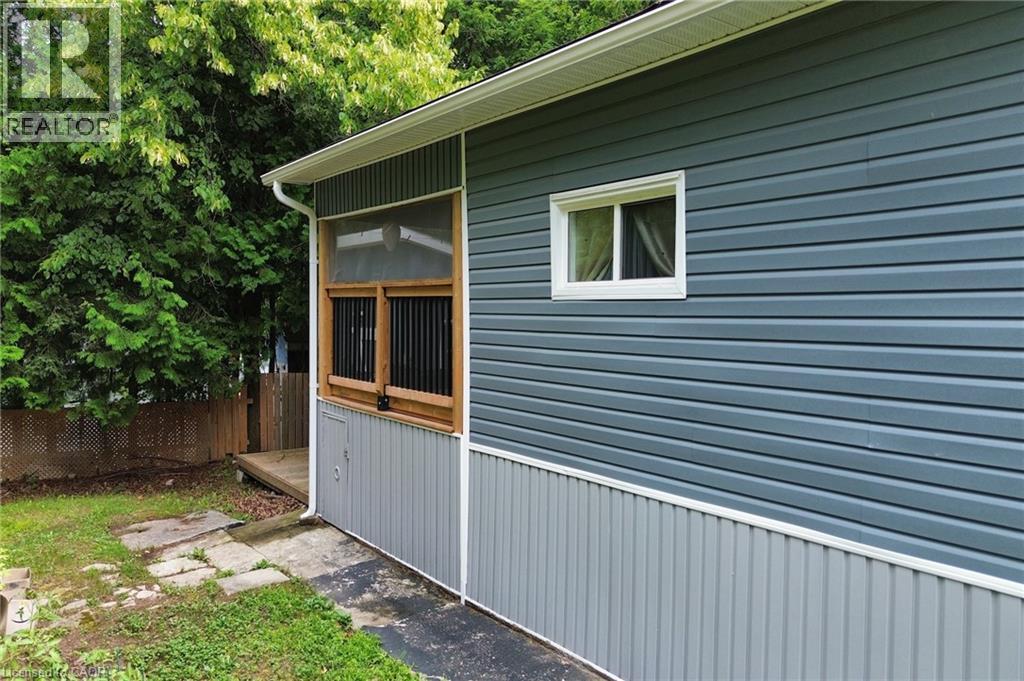 21 Westhill Road, Elliot Lake, Ontario  P5A 1A4 - Photo 4 - 40802175