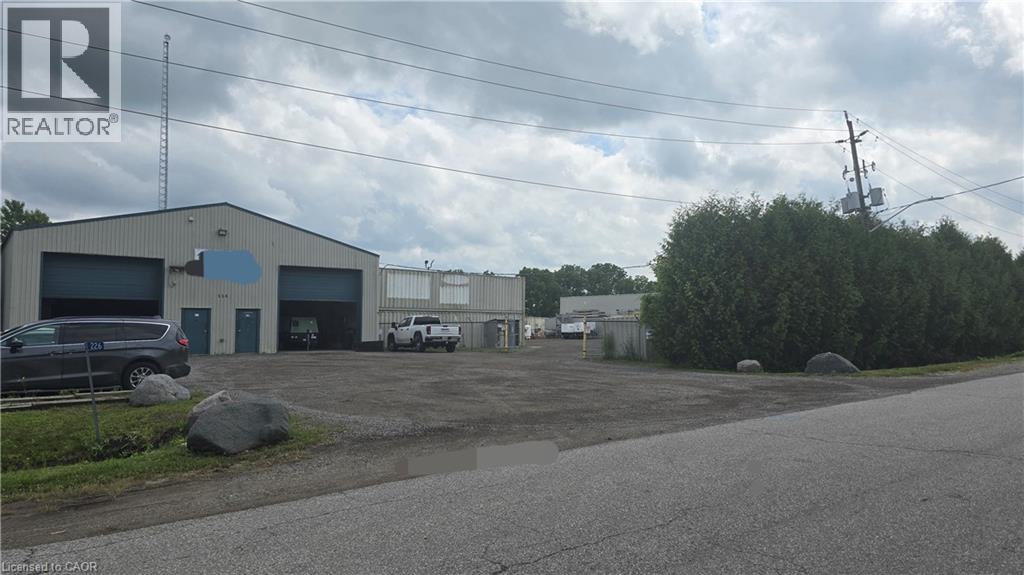 226 Black Walnut Drive, St. George, Ontario  N0E 1N0 - Photo 2 - 40800633