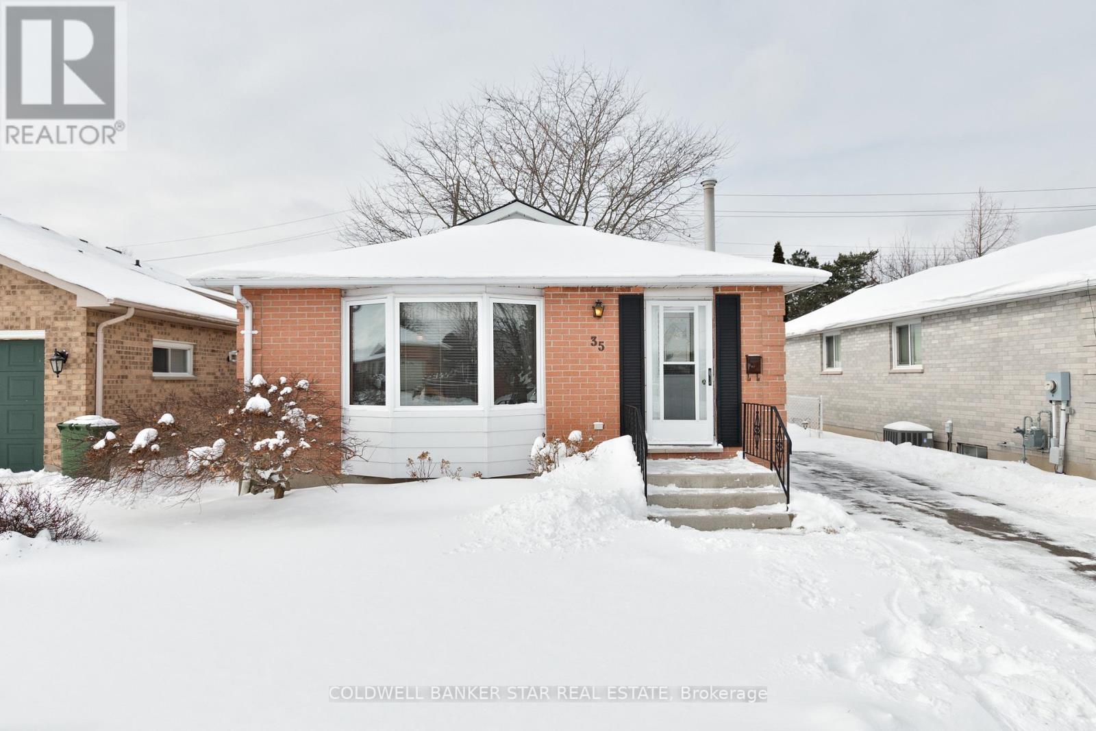 35 Rice Road, St. Thomas, Ontario  N5R 5X9 - Photo 3 - X12747242
