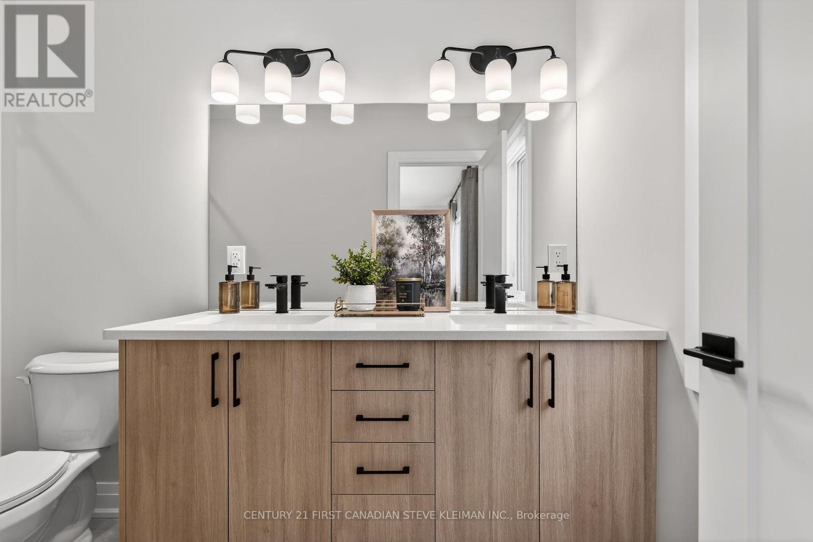 105 - 2830 Tokala Trail, London North (North S), Ontario  N6G 5B4 - Photo 19 - X12747258