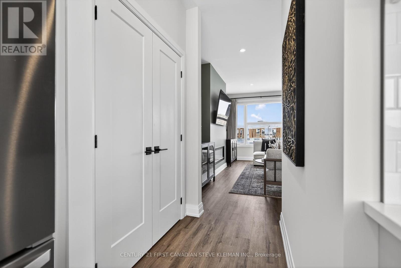 105 - 2830 Tokala Trail, London North (North S), Ontario  N6G 5B4 - Photo 9 - X12747258