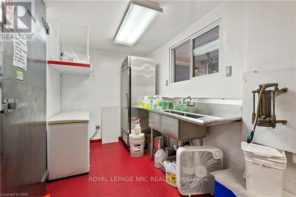 3879 Rebstock Road, Fort Erie (Crystal Beach), Ontario  L0S 1B0 - Photo 27 - X12747290