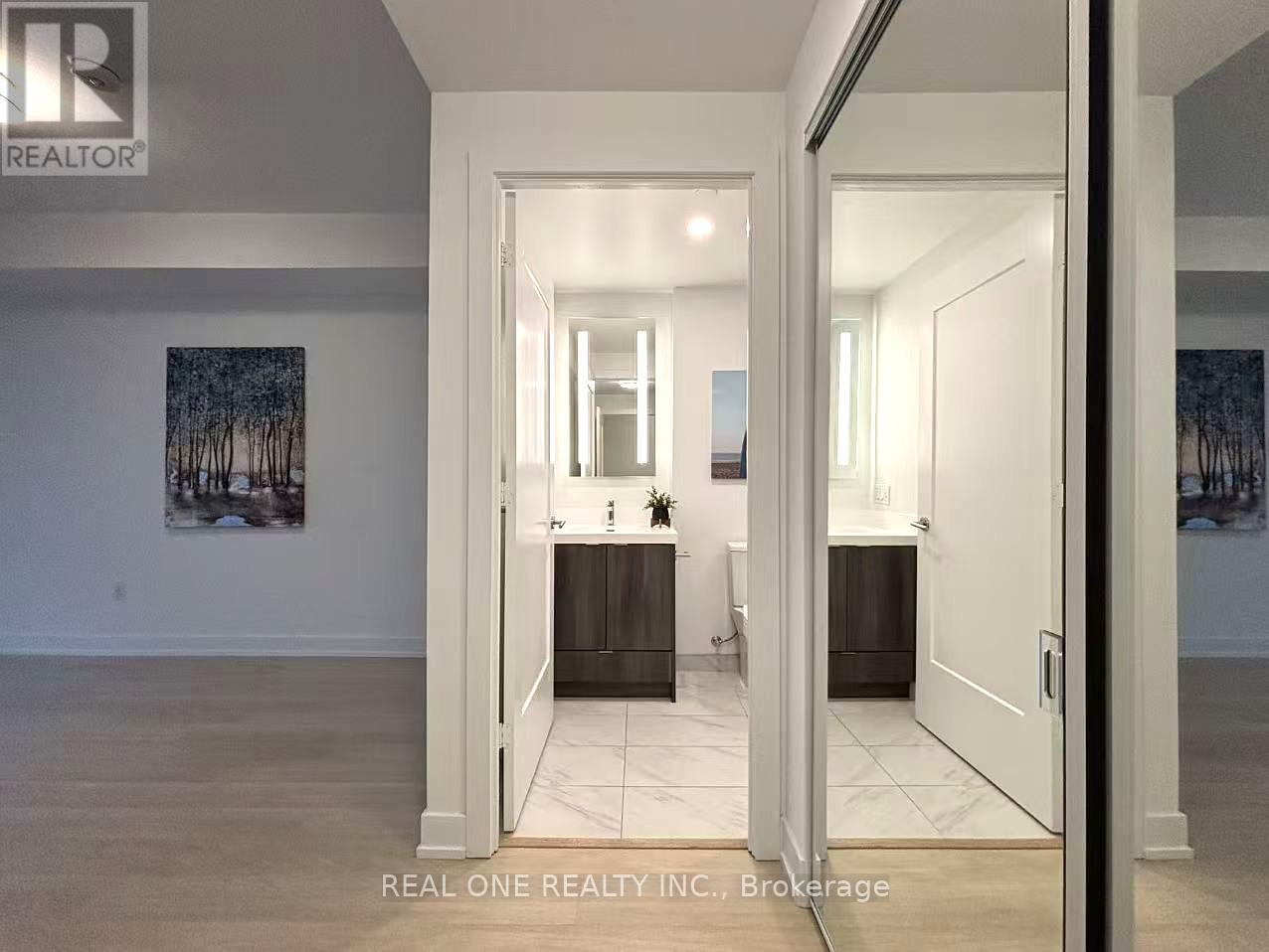 2704 - 30 Inn On The Park Drive, Toronto, Ontario  M3C 0P7 - Photo 11 - C12747204