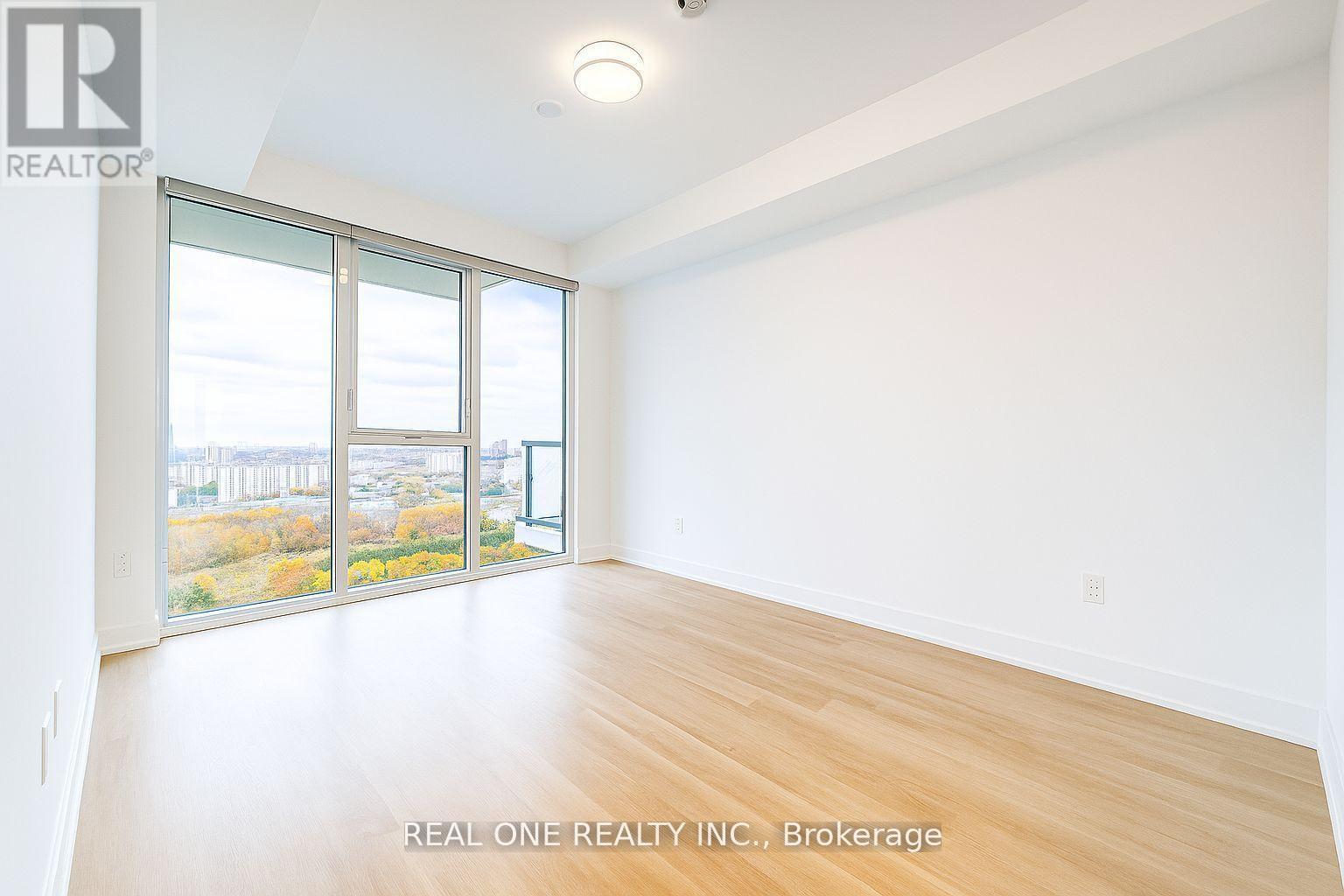 2704 - 30 Inn On The Park Drive, Toronto, Ontario  M3C 0P7 - Photo 15 - C12747204