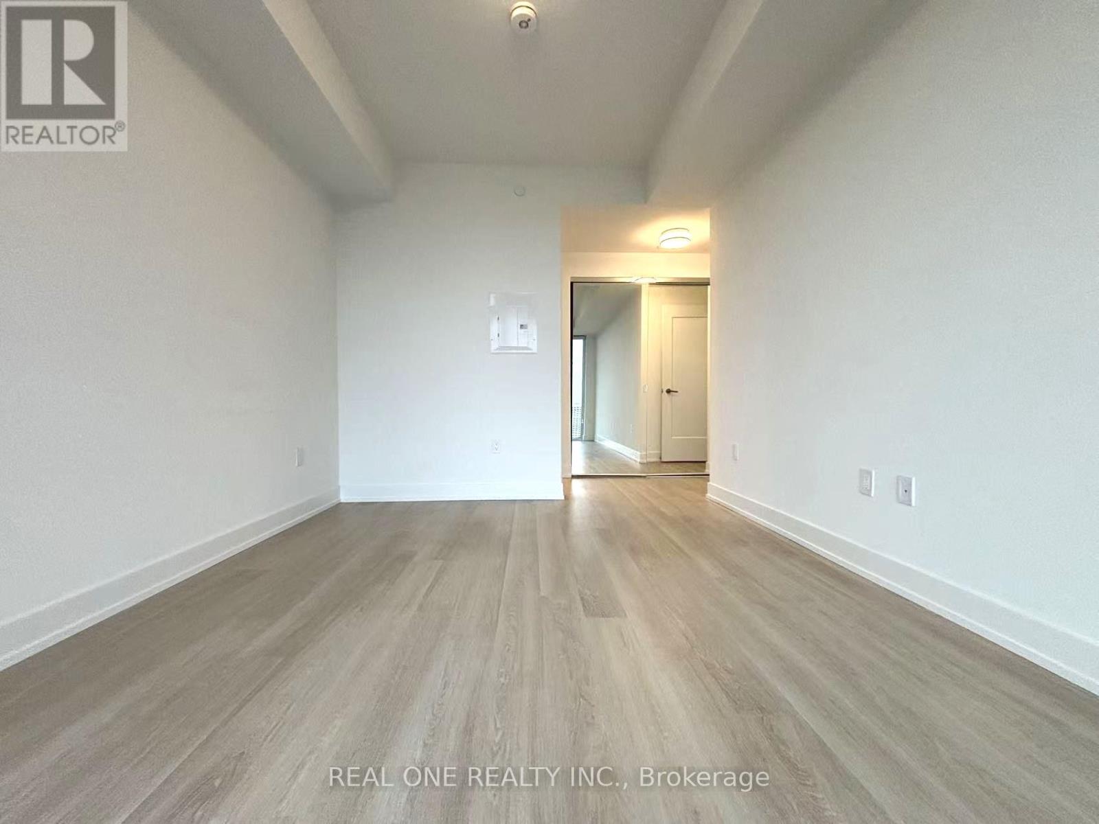 2704 - 30 Inn On The Park Drive, Toronto, Ontario  M3C 0P7 - Photo 17 - C12747204