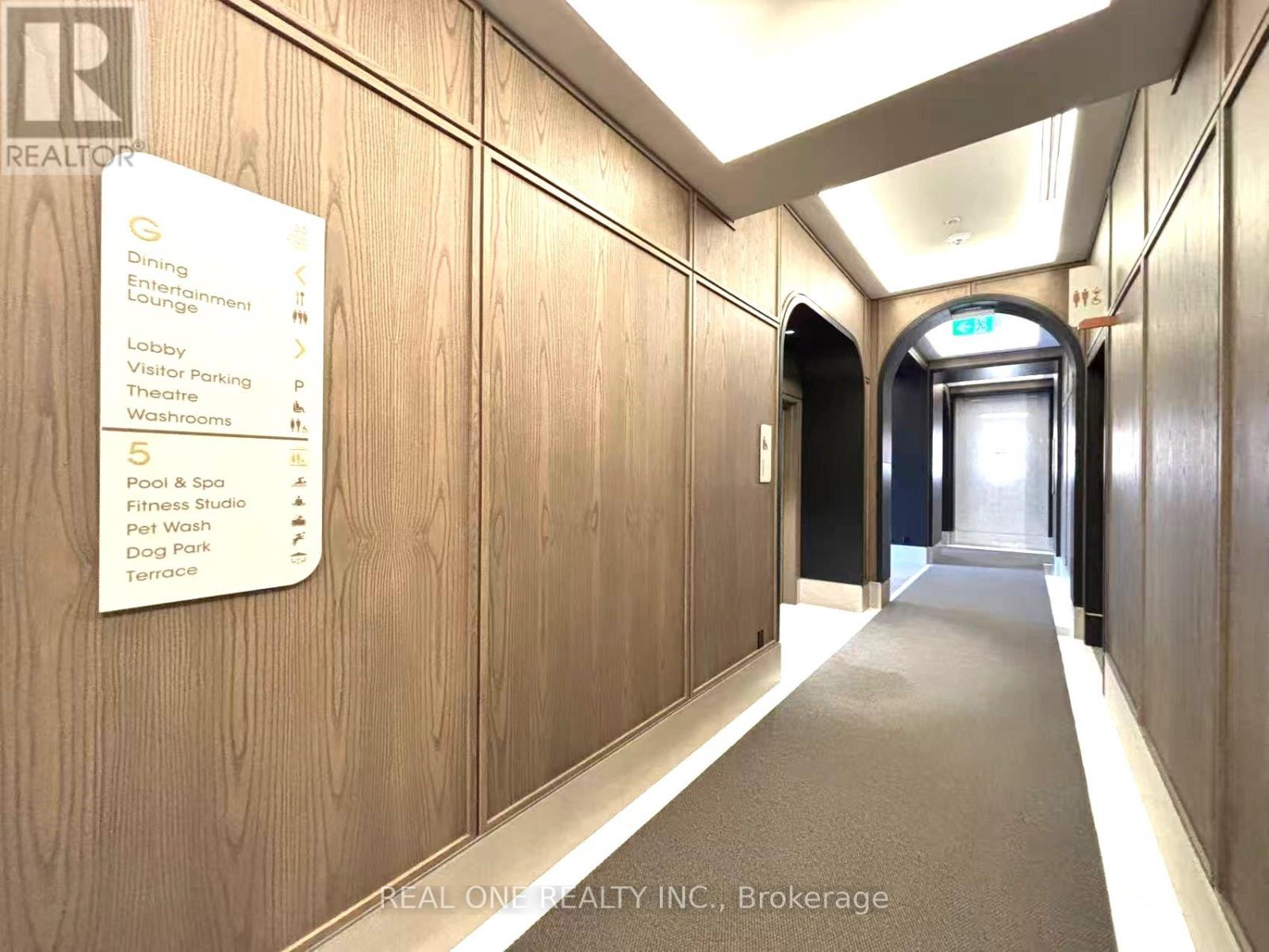 2704 - 30 Inn On The Park Drive, Toronto, Ontario  M3C 0P7 - Photo 34 - C12747204