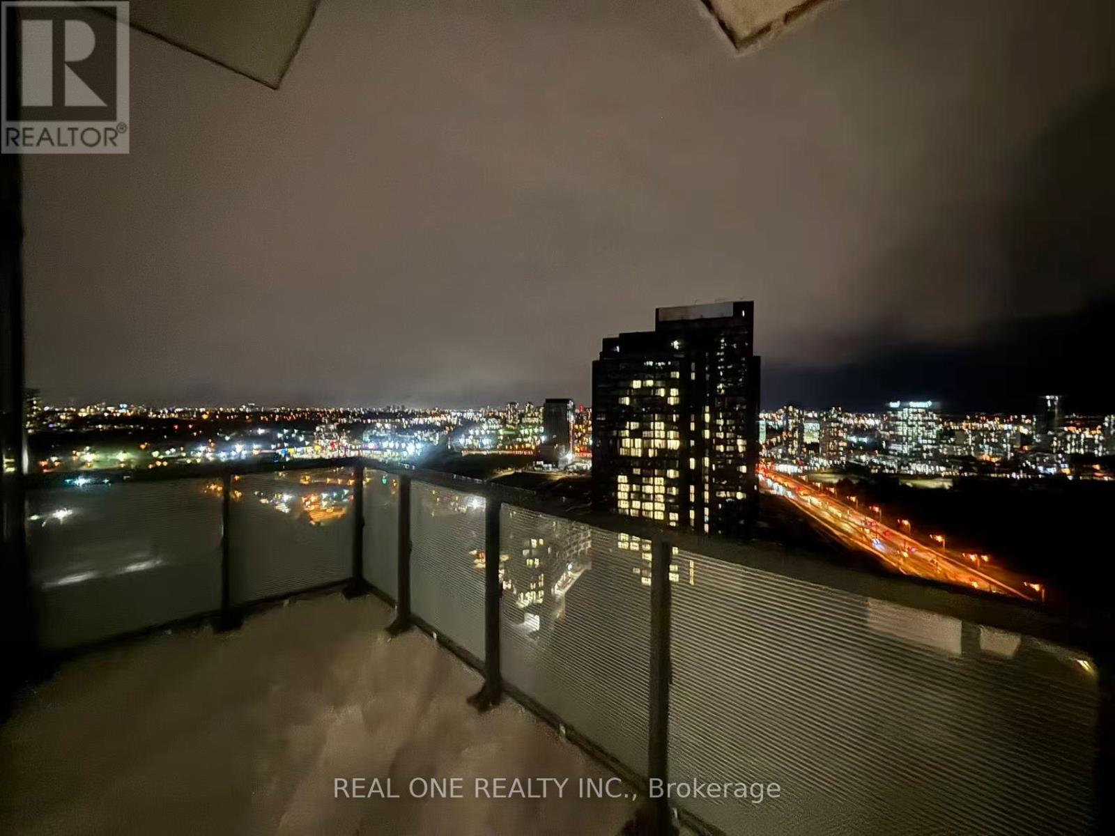 2704 - 30 Inn On The Park Drive, Toronto, Ontario  M3C 0P7 - Photo 37 - C12747204