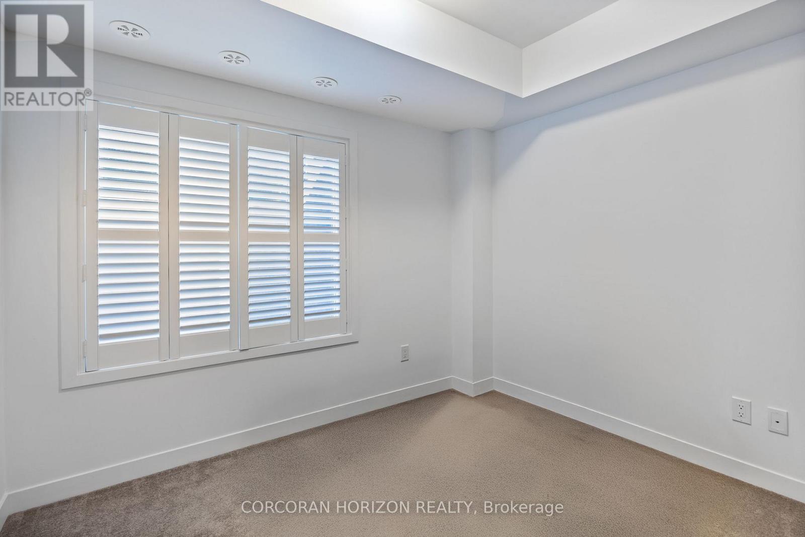 2 - 8 Marquette Avenue, Toronto, Ontario  M5A 0E1 - Photo 17 - C12747224