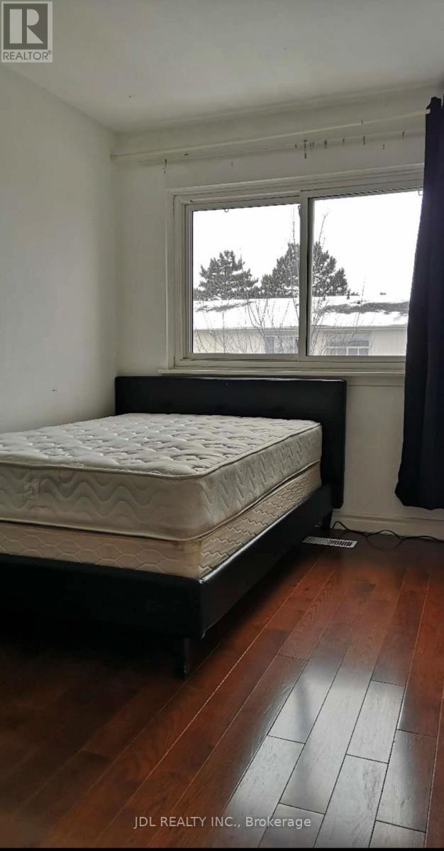 #17 - 2451 Bridletowne Circle, Toronto, Ontario  M1W 2Y4 - Photo 3 - E12747198