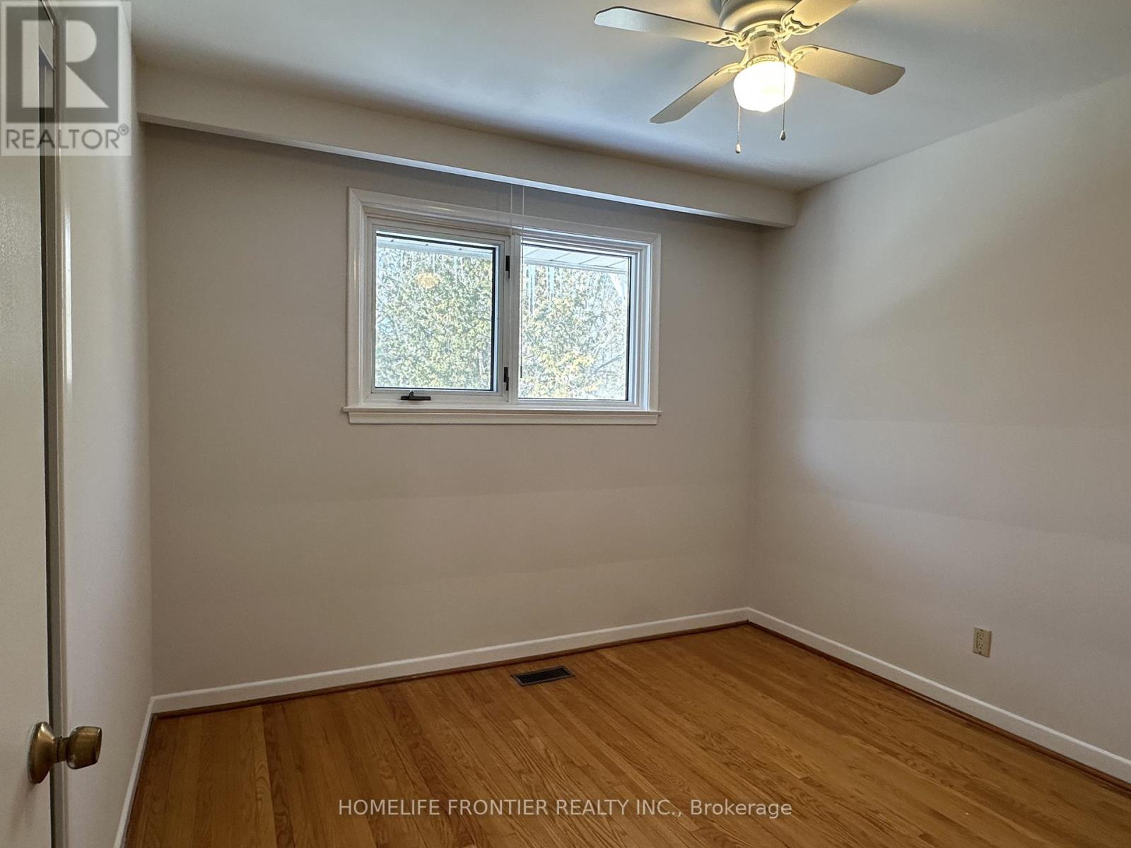 Upper - 11 Alpaca Drive, Toronto, Ontario  M1J 2Z8 - Photo 20 - E12747214