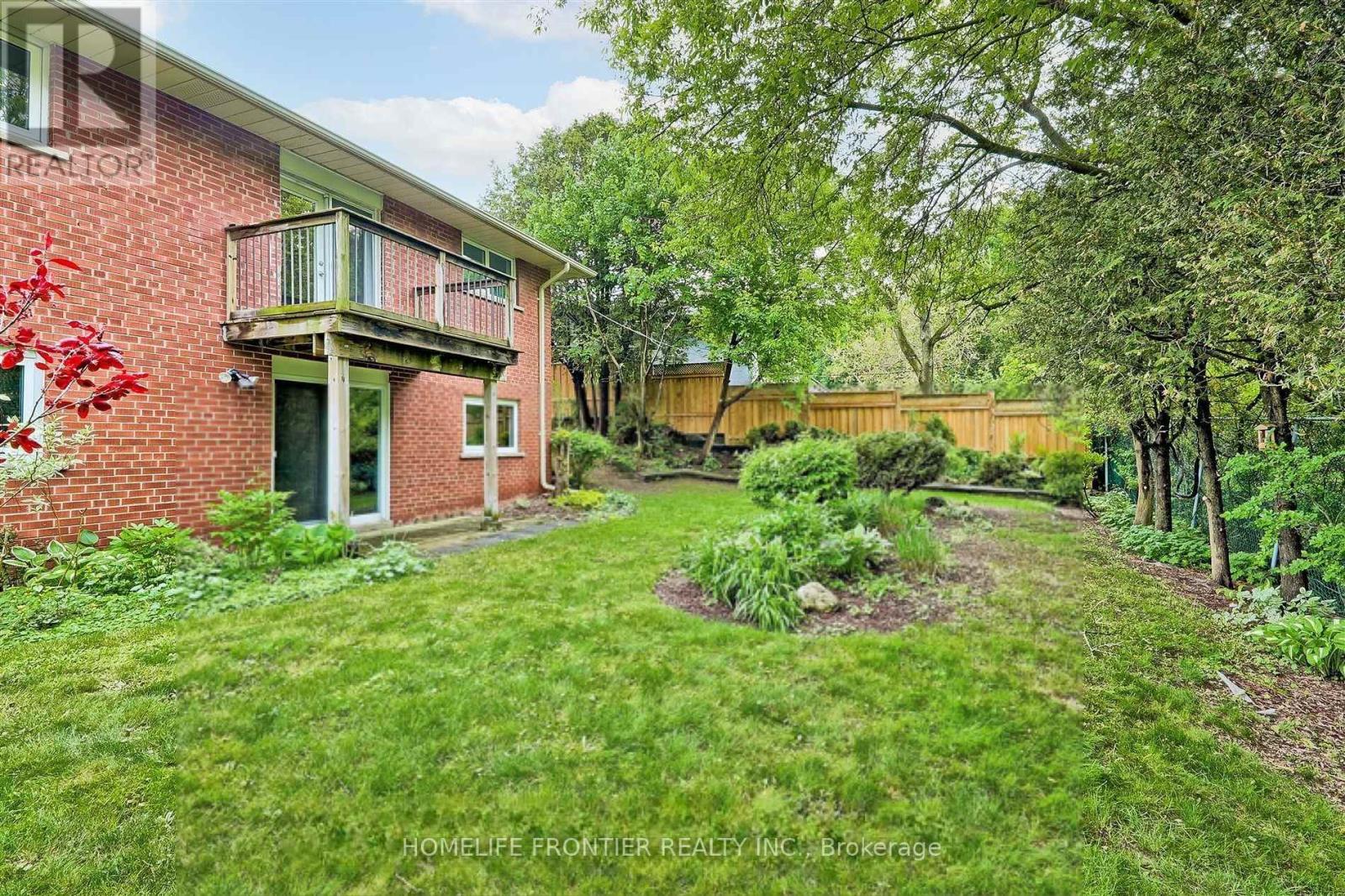 Upper - 11 Alpaca Drive, Toronto, Ontario  M1J 2Z8 - Photo 23 - E12747214