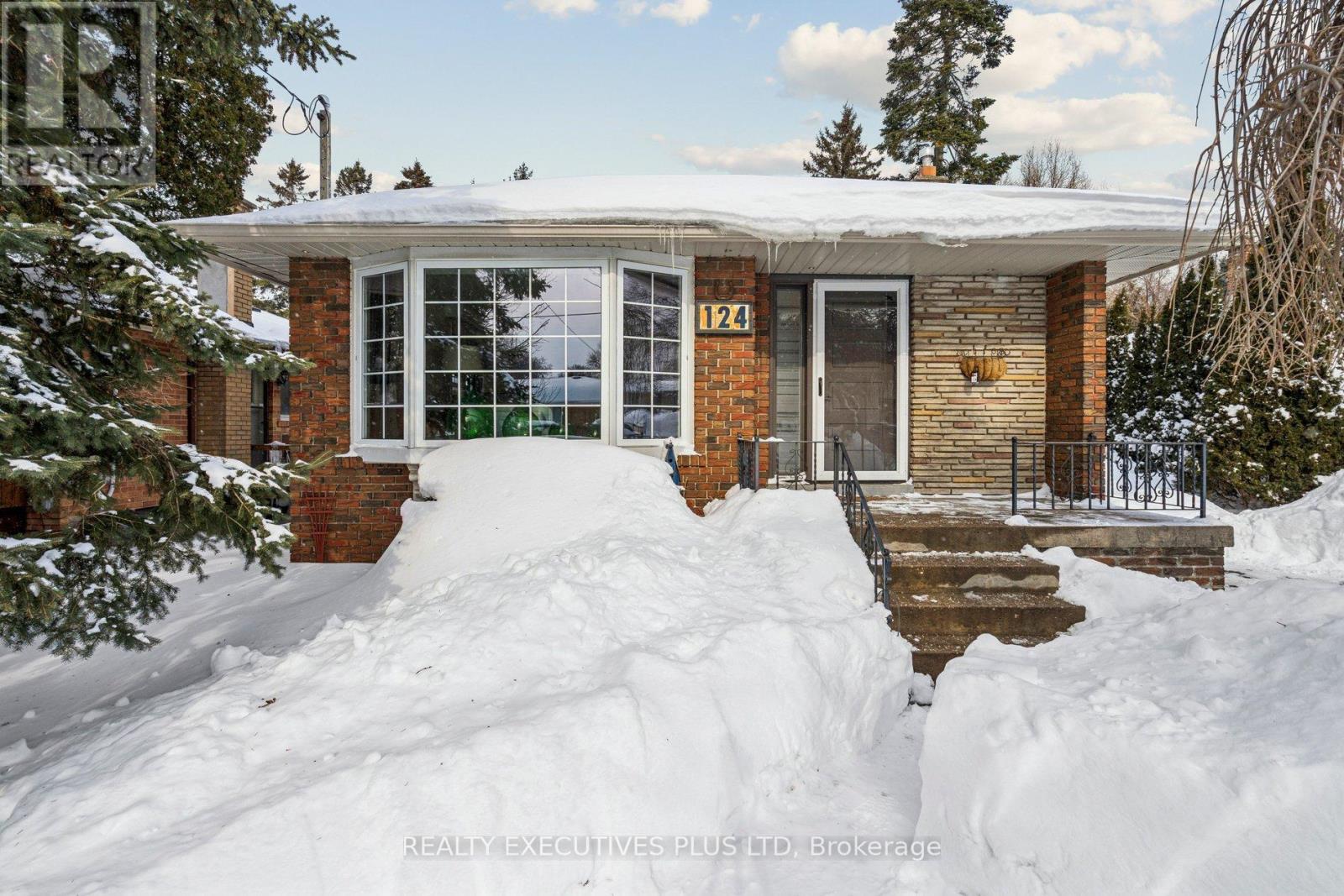 124 Applefield Drive, Toronto, Ontario  M1P 3Y2 - Photo 4 - E12747230