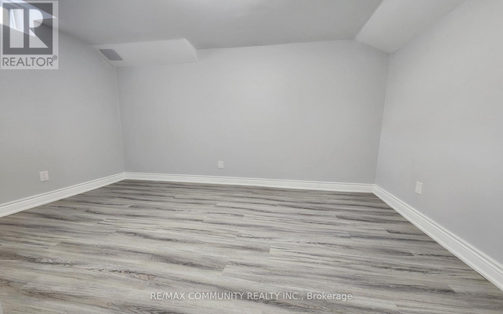 Bsmt - 1004 Maury Crescent, Pickering, Ontario  L1X 1P6 - Photo 4 - E12747236