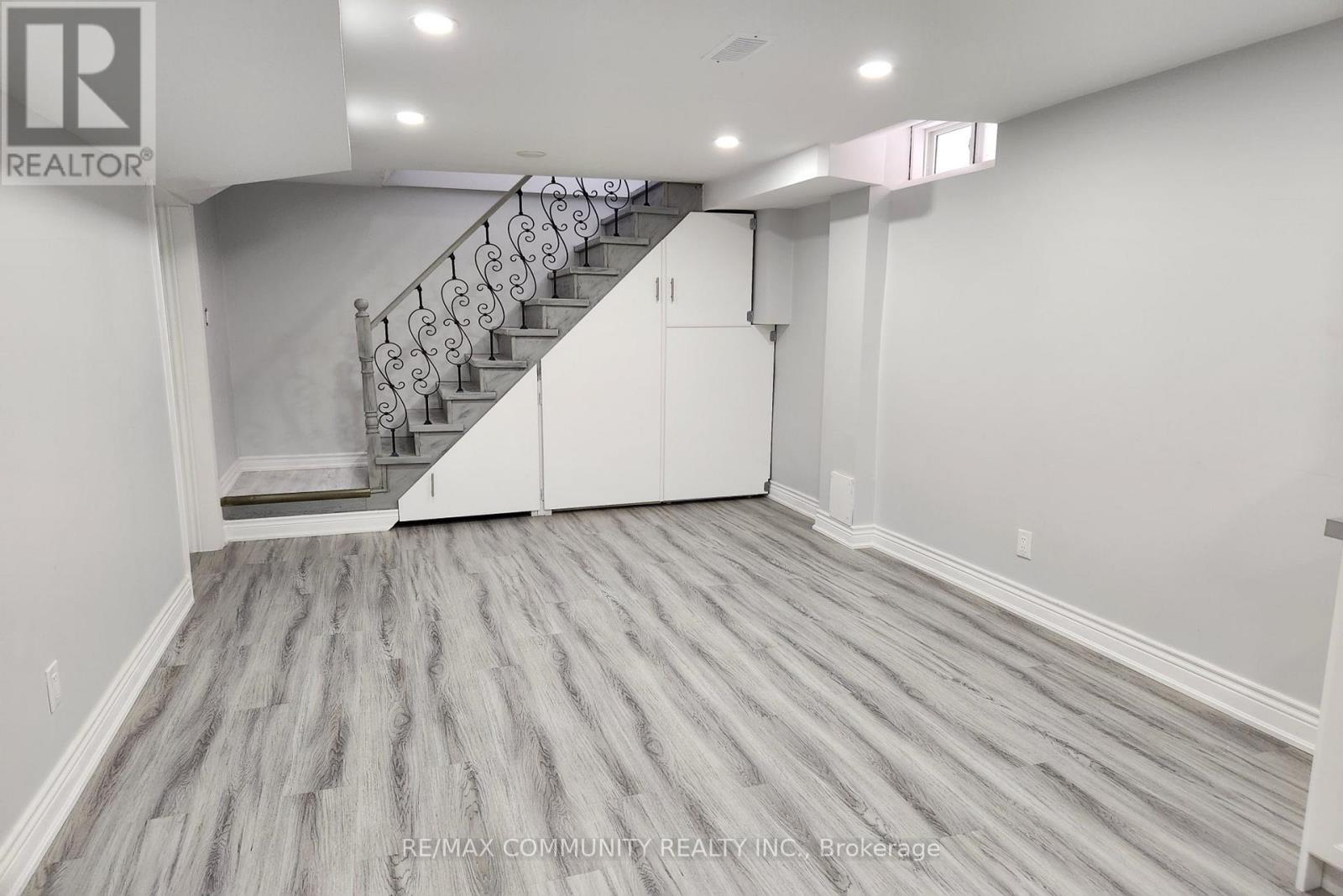 Bsmt - 1004 Maury Crescent, Pickering, Ontario  L1X 1P6 - Photo 6 - E12747236